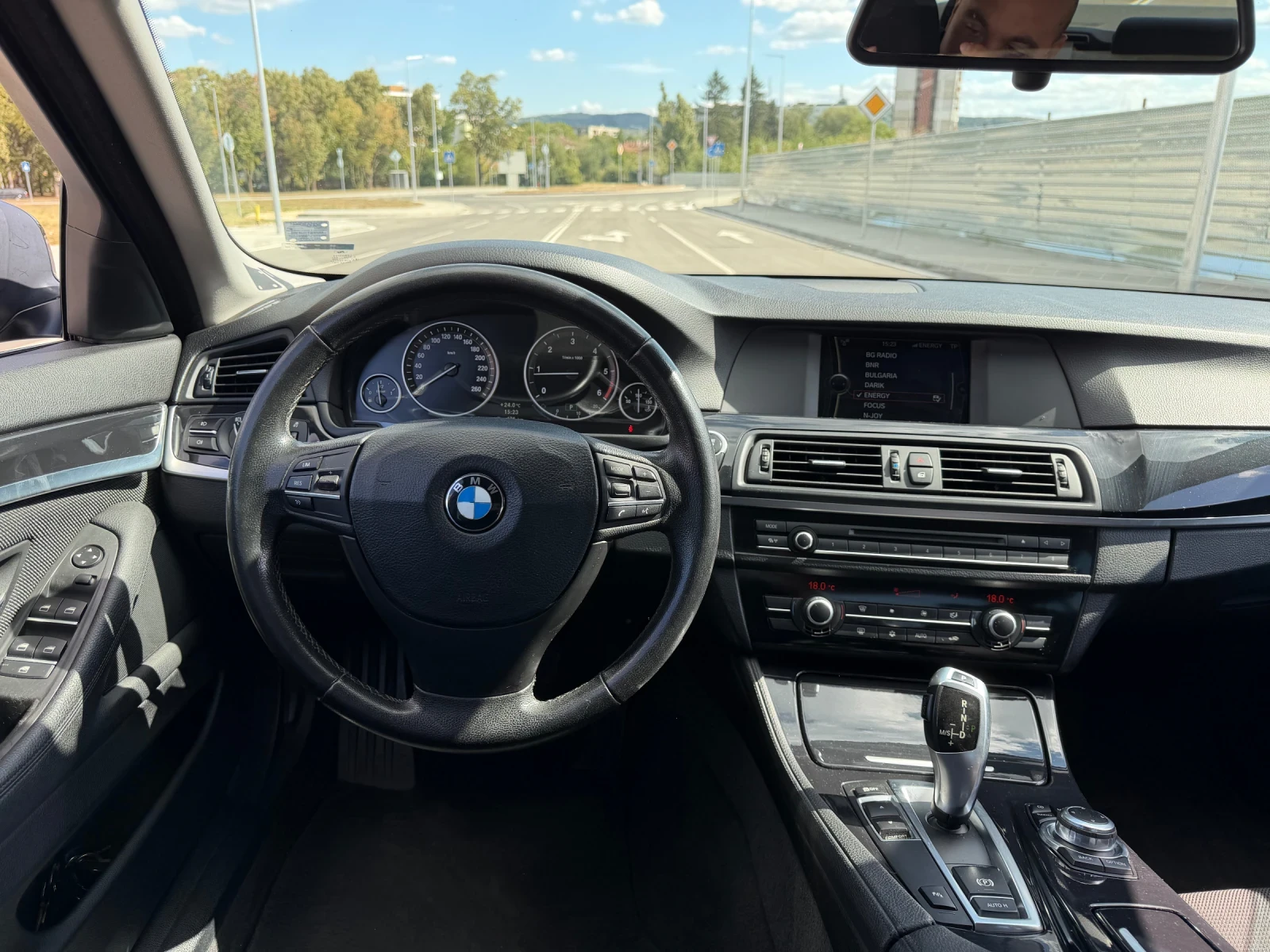 BMW 520, снимка 10 - Автомобили и джипове - 56136682