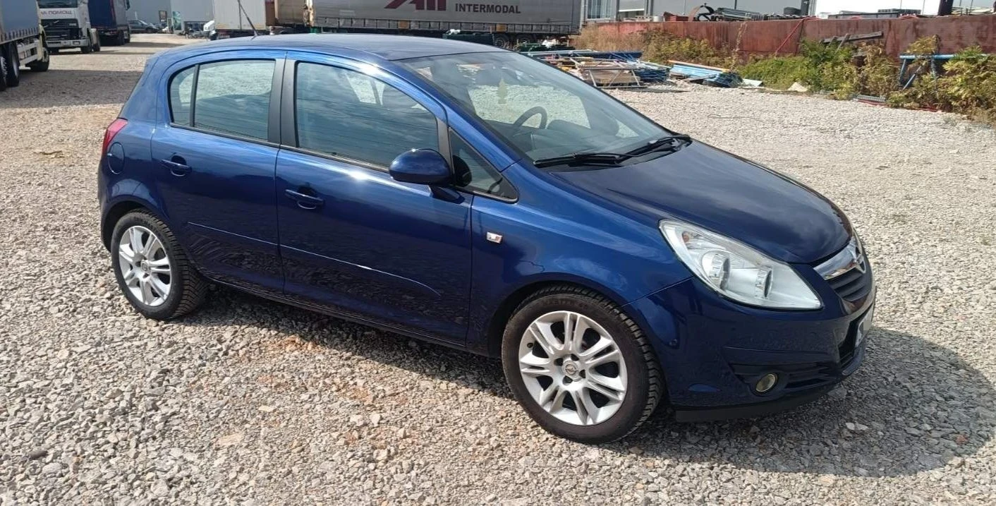 Opel Corsa Cosmo, снимка 5 - Автомобили и джипове - 56331605