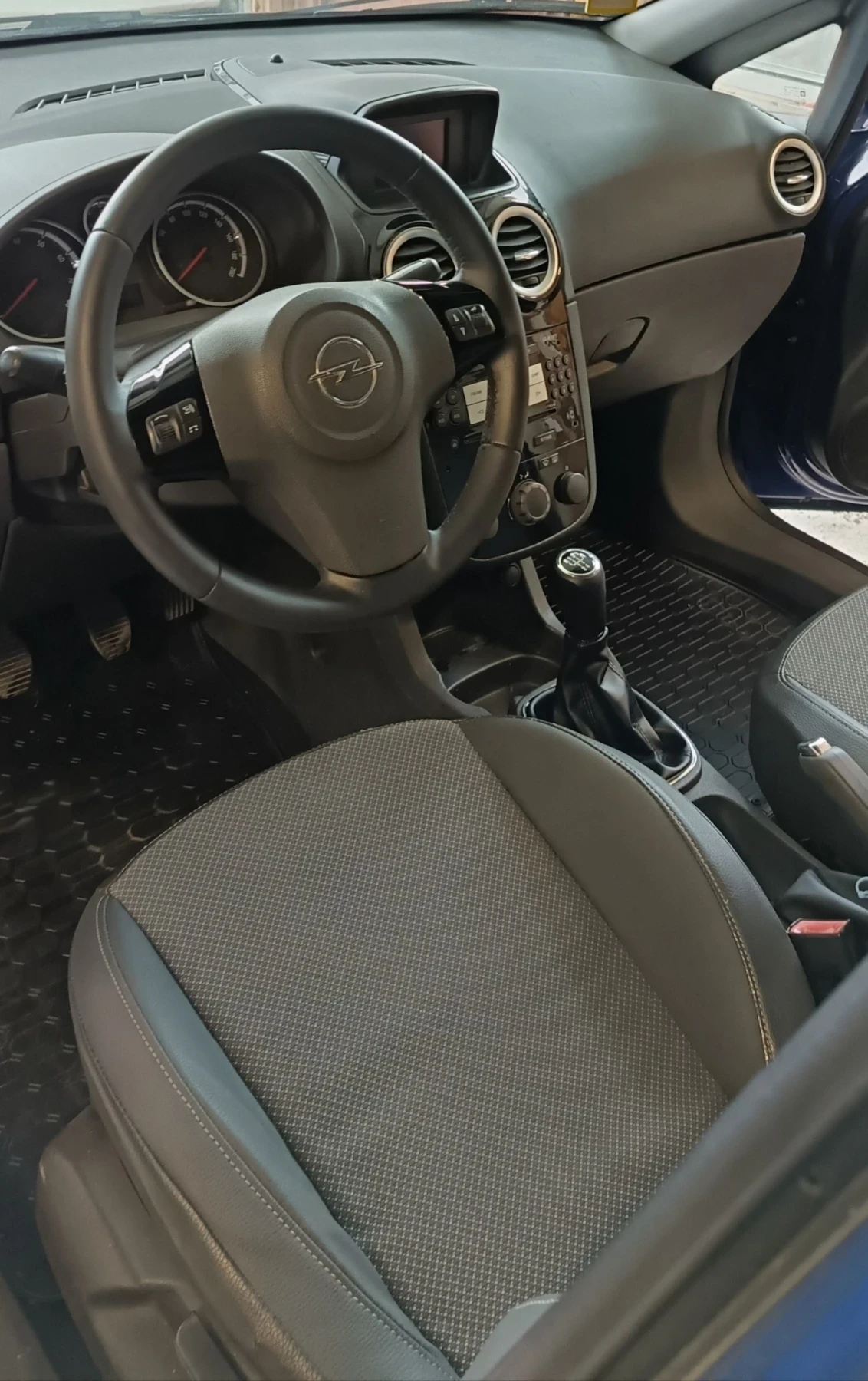 Opel Corsa Cosmo, снимка 14 - Автомобили и джипове - 56331605