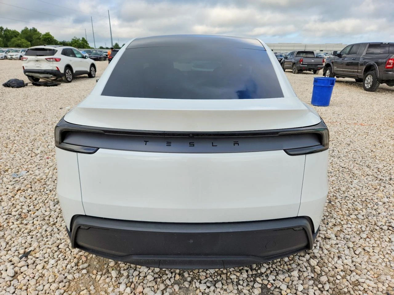 Tesla Model Y, снимка 6 - Автомобили и джипове - 56408267