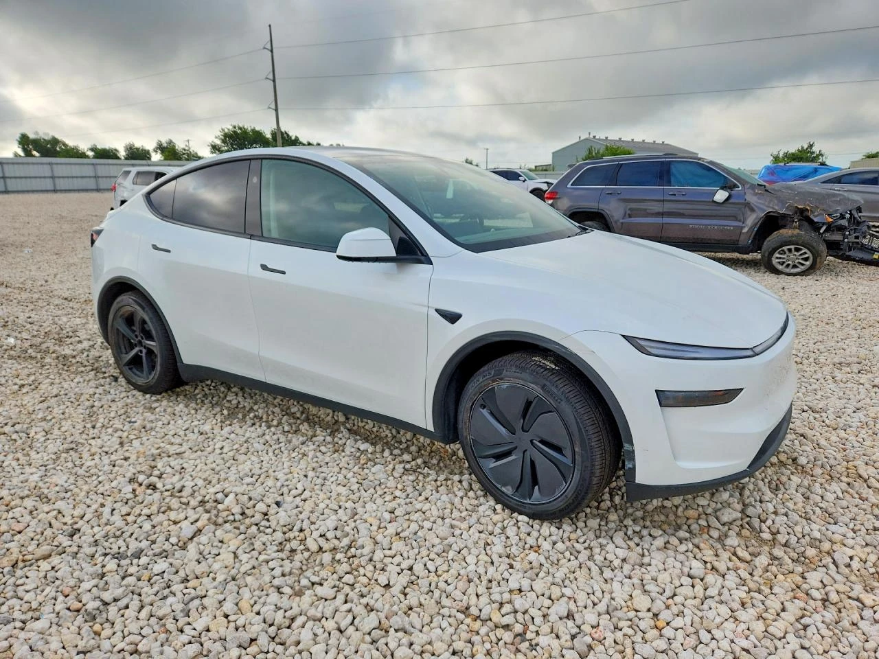Tesla Model Y, снимка 5 - Автомобили и джипове - 56408267