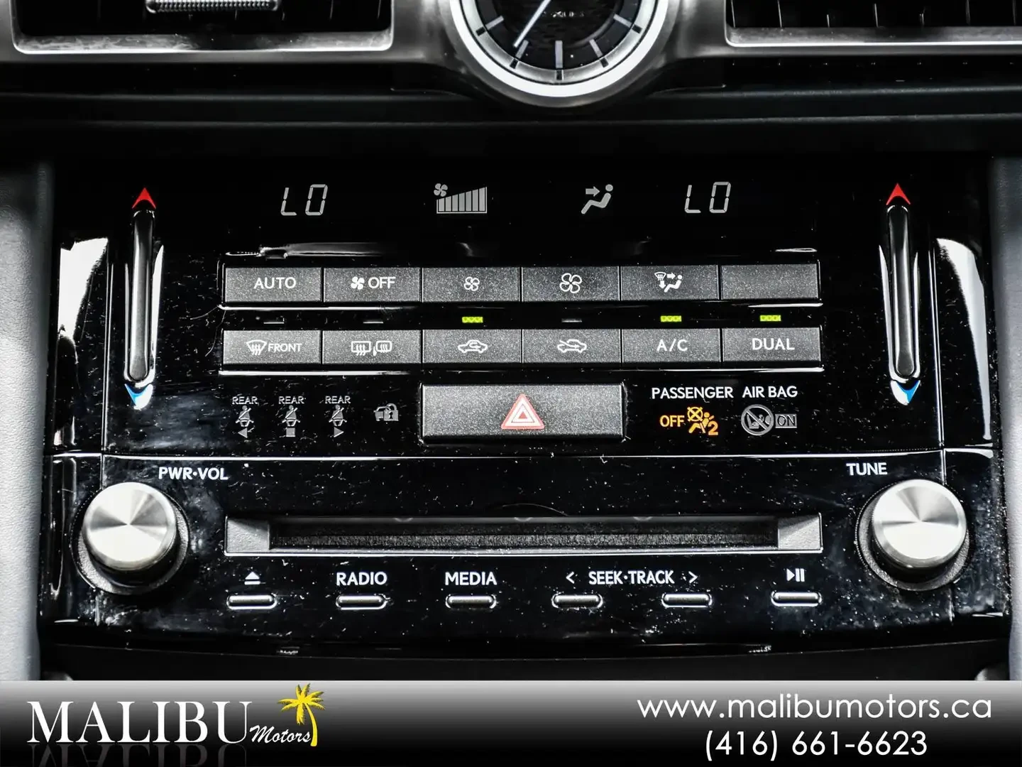 Lexus IS 300 SPORT* AWD* �������* ���������* LANE* ASSIST* ���� | Mobile.bg � ����������� 10