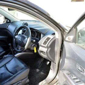 Mitsubishi Outlander 2.0 DI-D, снимка 5