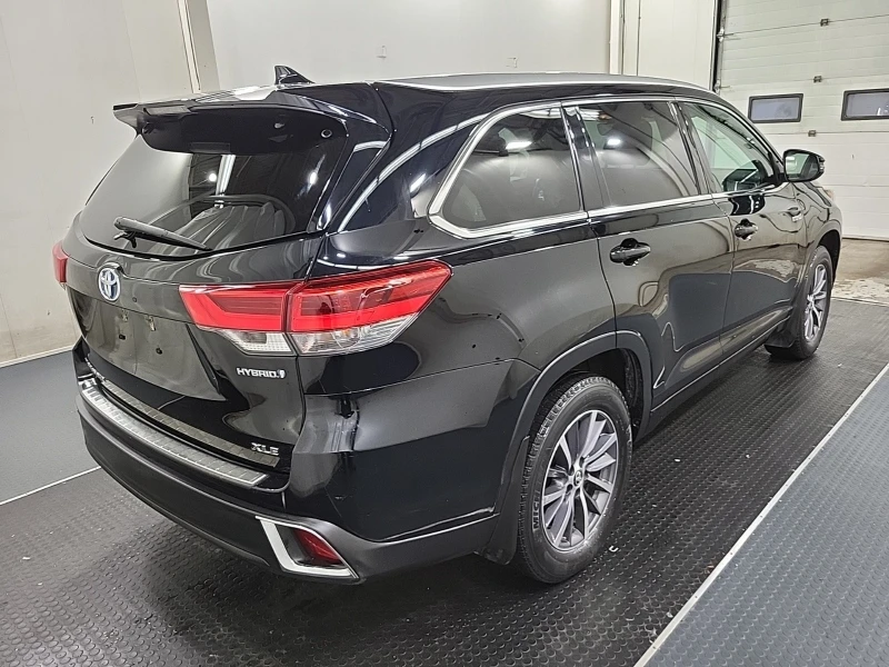Toyota Highlander HYBRID XLE * * CARFAX * * АВТО КРЕДИТ * * , снимка 3 - Автомобили и джипове - 52817807