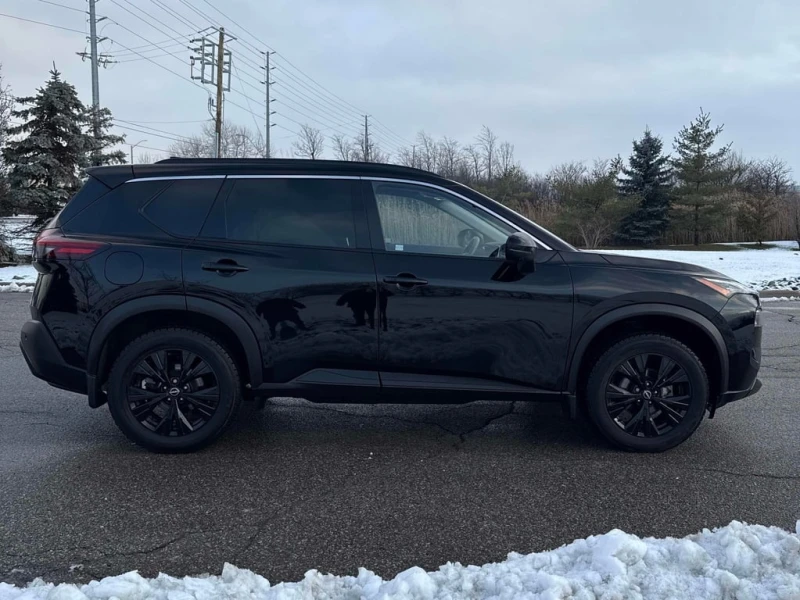 Nissan Rogue * AWD SV Midnight Edition * CARFAX * БЕЗ ПЪРВОНАЧА, снимка 4 - Автомобили и джипове - 53053656