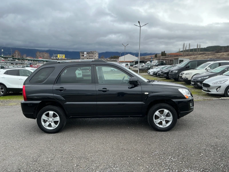 Kia Sportage 2.0 i, снимка 5 - Автомобили и джипове - 53250382