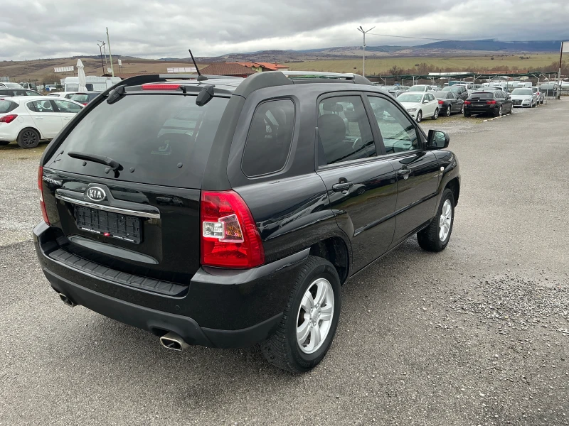 Kia Sportage 2.0 i, снимка 8 - Автомобили и джипове - 53250382