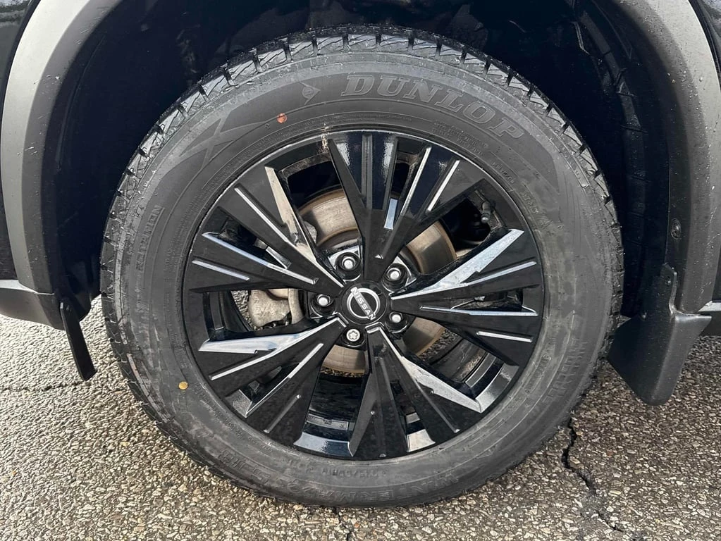 Nissan Rogue * AWD SV Midnight Edition * CARFAX * ��� ��������� | Mobile.bg � ����������� 7