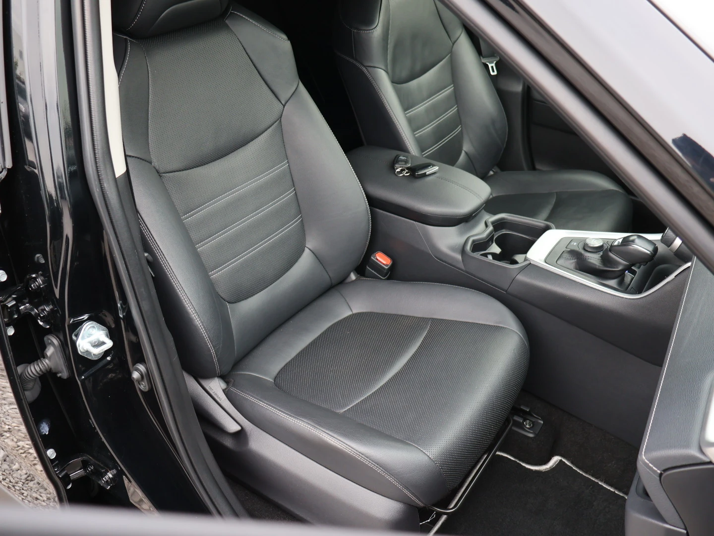 Toyota Rav4 LUXURY/JBL/46500km/�������� �� 2031�./����.������/ | Mobile.bg � ����������� 14