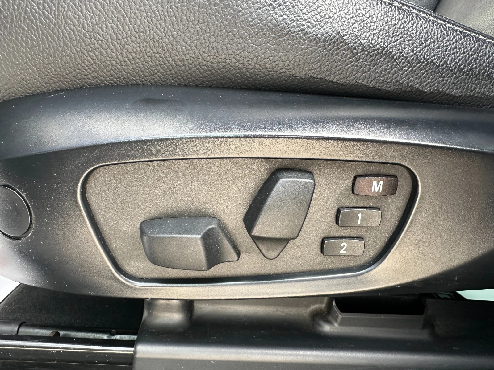 BMW X3 X Drive 35D | Mobile.bg � ����������� 12