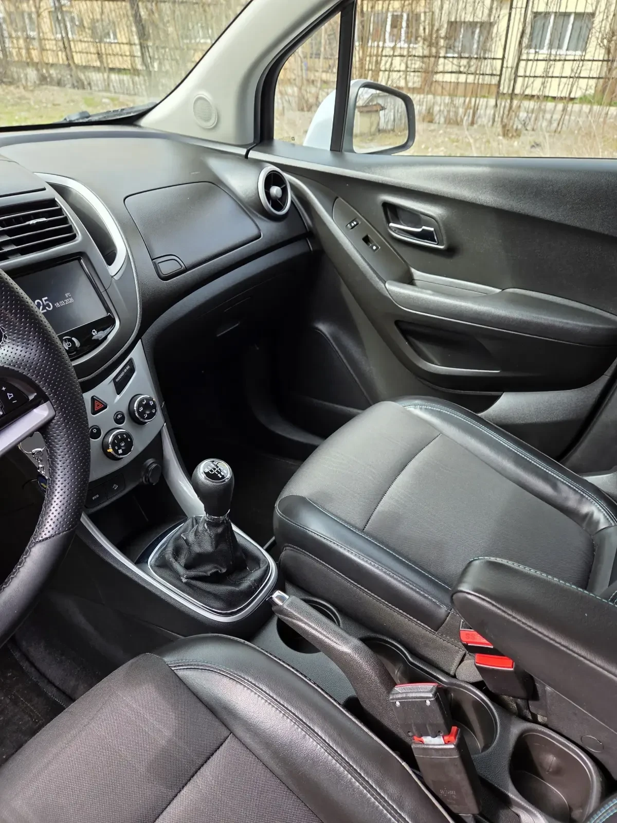 Chevrolet Trax 1.7 cdti 131 k.s, снимка 7 - Автомобили и джипове - 53906255