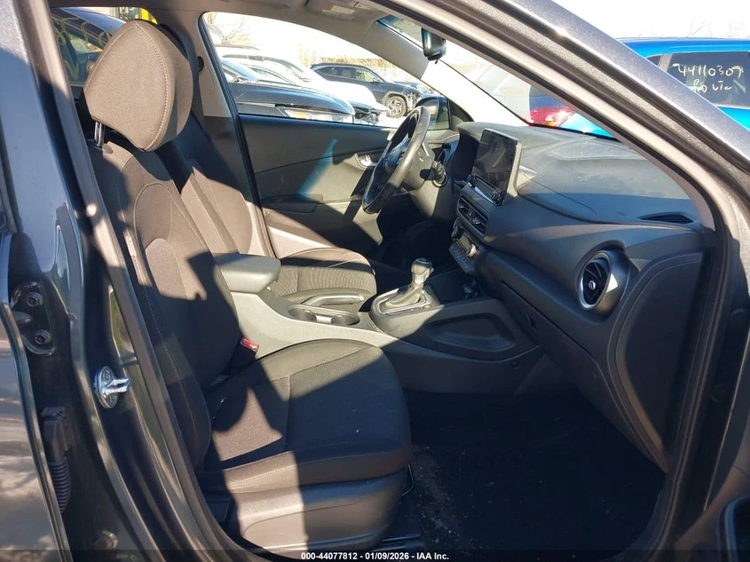 Hyundai Kona 2l Sel, снимка 5 - Автомобили и джипове - 54071687