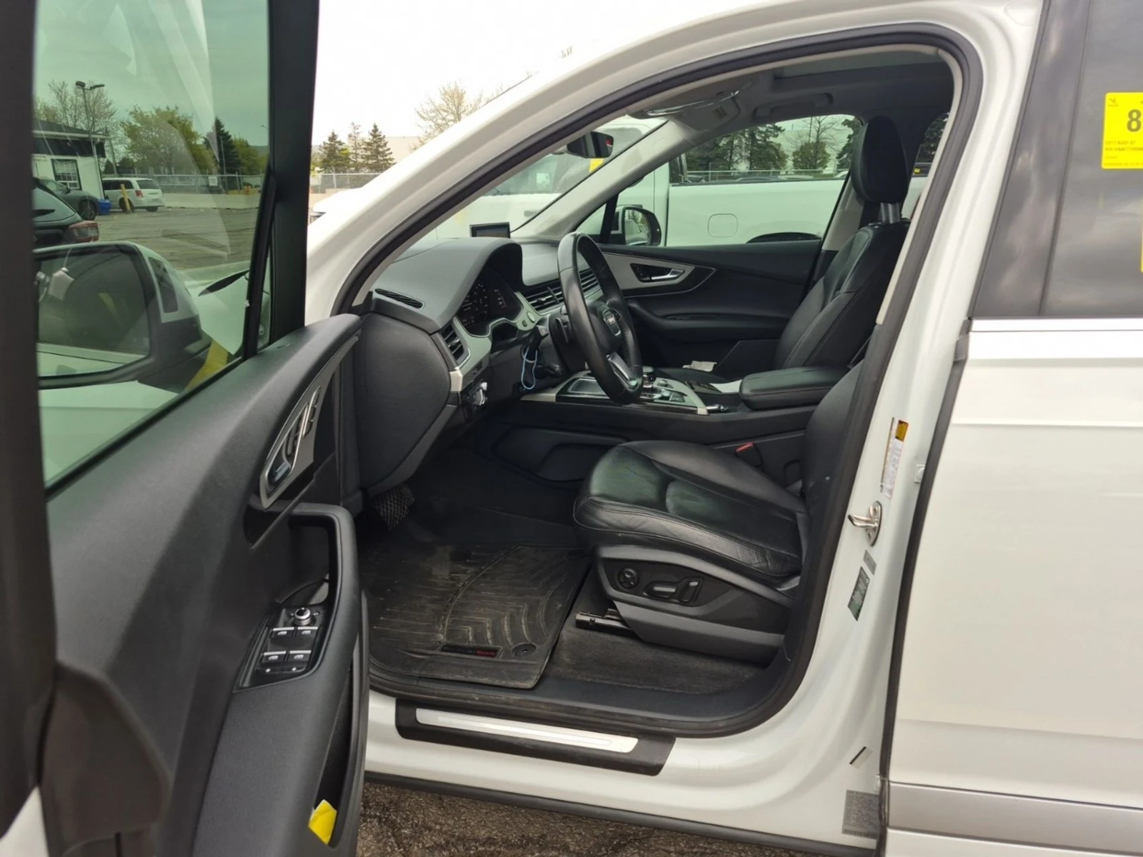 Audi Q7 DISTRONIC* 360* М.ТОЧКА* ОБДУХ* , снимка 9 - Автомобили и джипове - 54460093