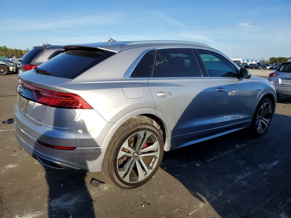 Audi Q8, снимка 3 - Автомобили и джипове - 54694875