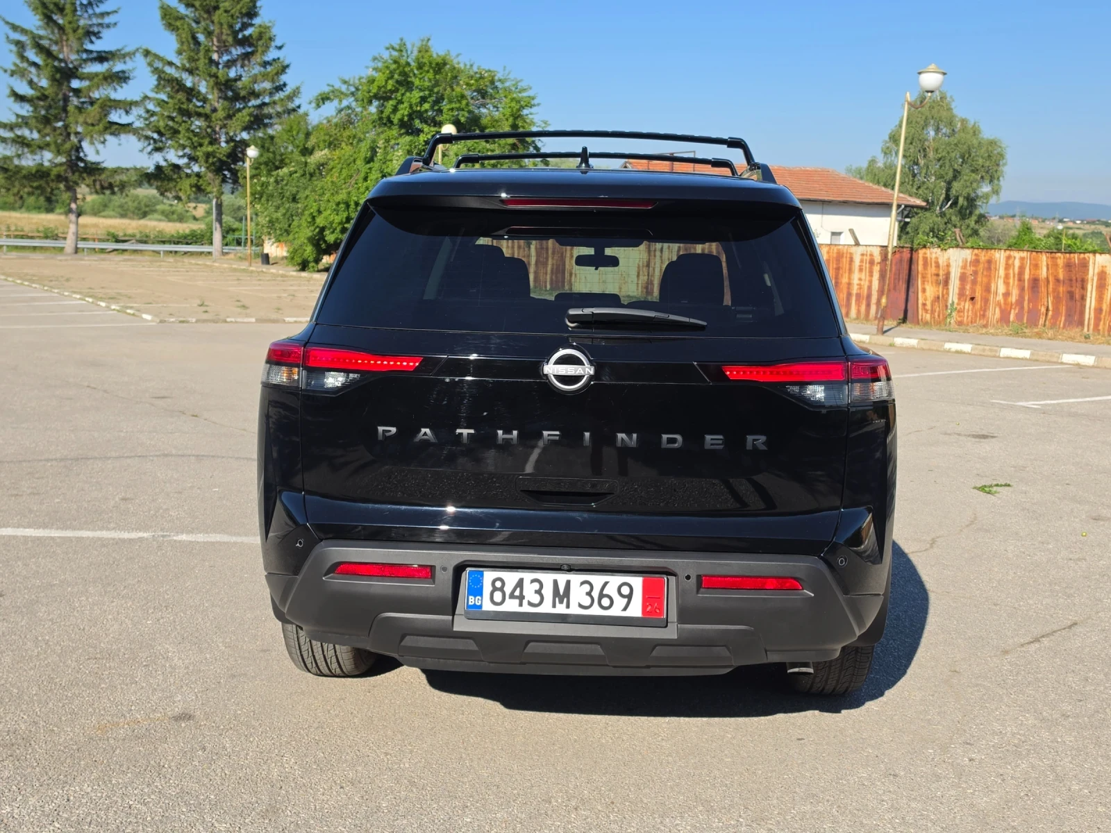 Nissan Pathfinder, снимка 16 - Автомобили и джипове - 55107861