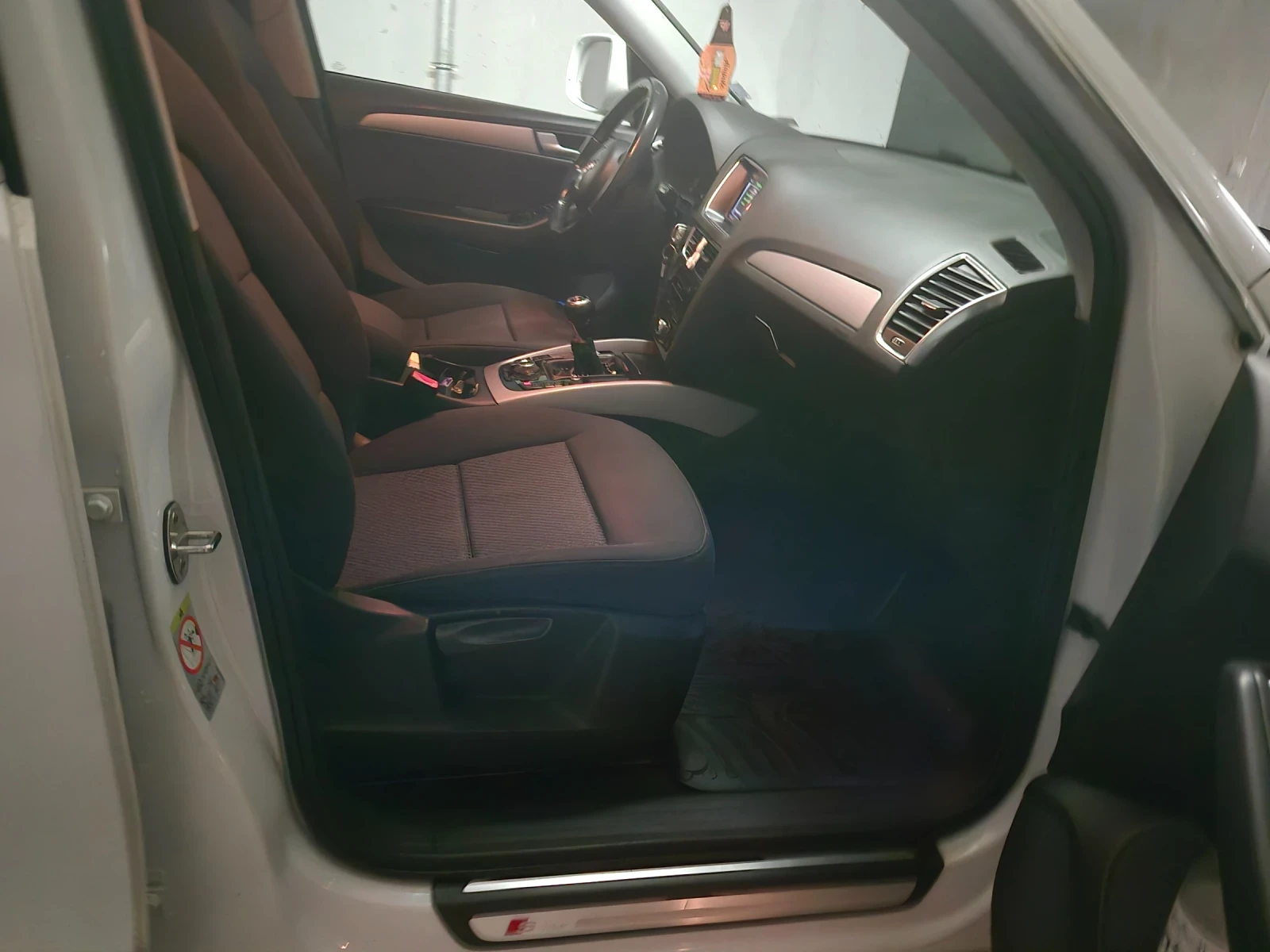 Audi Q5, снимка 10 - Автомобили и джипове - 56443574
