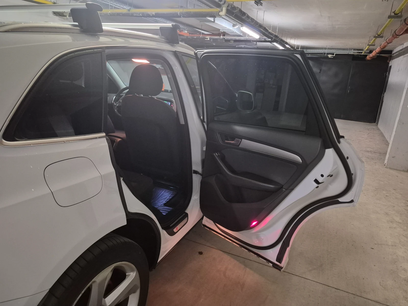 Audi Q5, снимка 11 - Автомобили и джипове - 56443574
