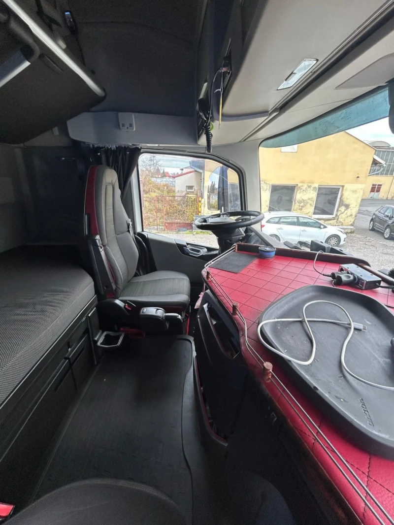 Volvo Fh Стандарт , снимка 5 - Камиони - 52442293