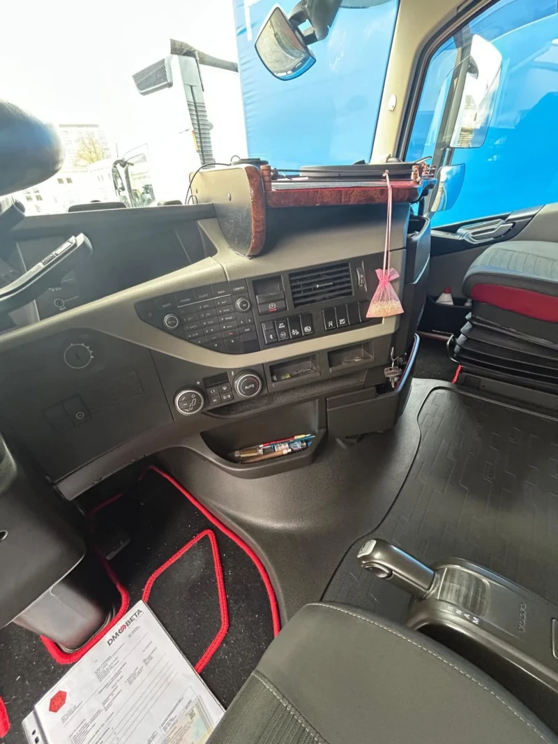 Volvo Fh Стандарт , снимка 6 - Камиони - 52442293