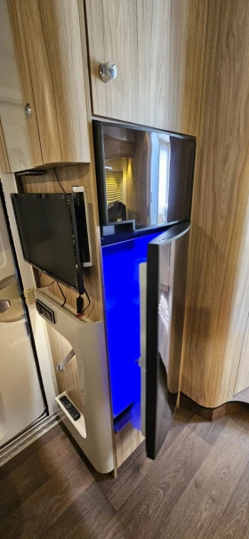 Кемпер HYMER / ERIBA BMC I  698, снимка 14