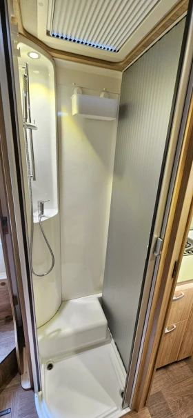 Кемпер HYMER / ERIBA BMC I  698, снимка 13