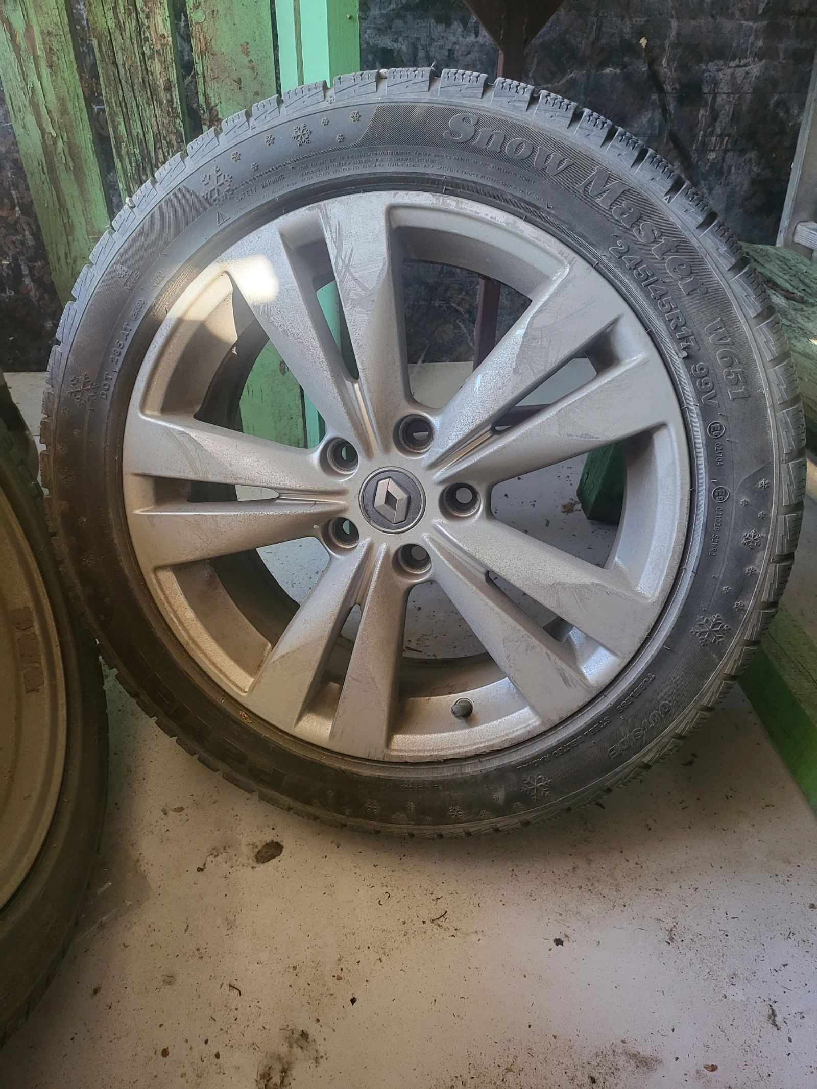    245/45R17  Renault Talisman | Mobile.bg   1