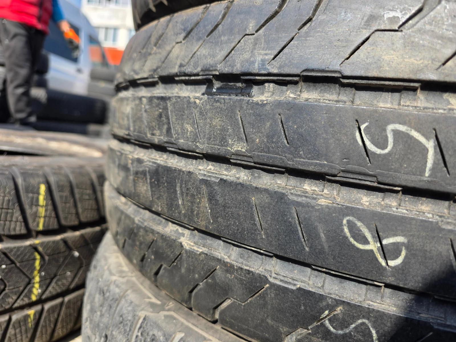 Гуми Летни 225/65R16, снимка 4 - Гуми и джанти - 54174100