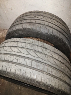 Гуми Летни 235/45R18, снимка 1 - Гуми и джанти - 47544639