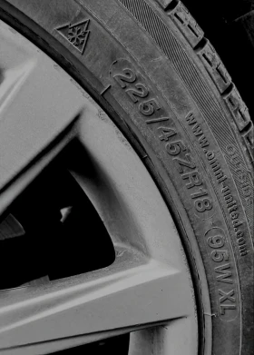 Toyota Avensis  Перфектна, снимка 15