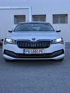 Обява за продажба на Skoda Superb Facelift 4x4 DSG7 Ambient Alcantara LED ~33 500 лв. - изображение 1