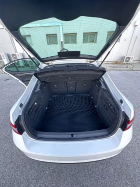 Обява за продажба на Skoda Superb Facelift 4x4 DSG7 Ambient Alcantara LED ~33 500 лв. - изображение 9