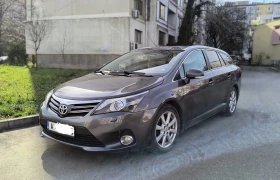 Toyota Avensis  Перфектна