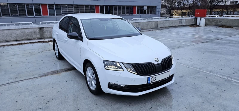 Skoda Octavia 1.5 АТ Вижън Еуратек първи собственик 91000. Км, снимка 8 - Автомобили и джипове - 48289782