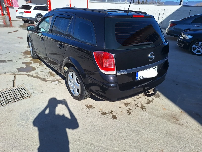 Opel Astra 1.9, снимка 4 - Автомобили и джипове - 49398778