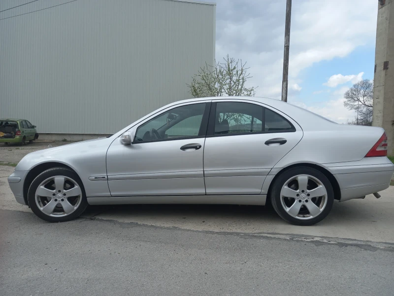 Mercedes-Benz C 200 C200 cdi, снимка 3 - Автомобили и джипове - 53095062
