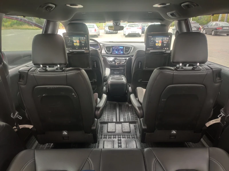 Chrysler Pacifica Touring L Plus S package, снимка 11 - Автомобили и джипове - 52767752