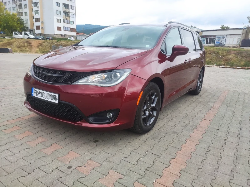 Chrysler Pacifica Touring L Plus S package, снимка 8 - Автомобили и джипове - 52767752