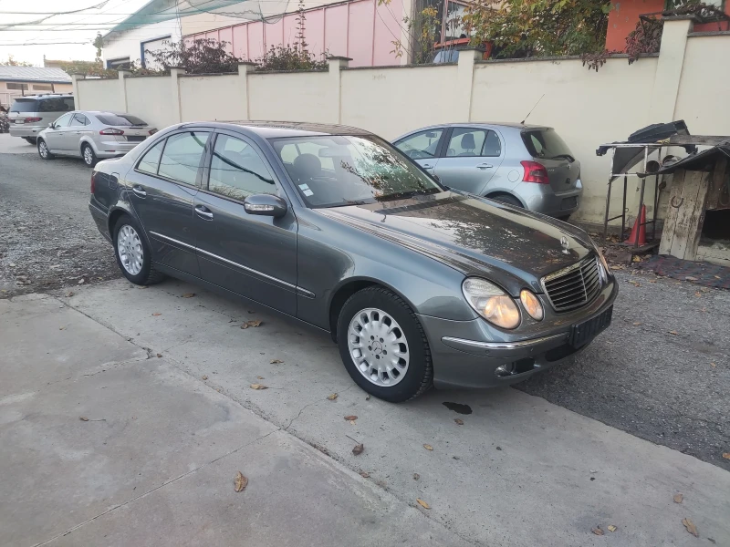 Mercedes-Benz E 320 Elegance , снимка 2 - Автомобили и джипове - 52258325