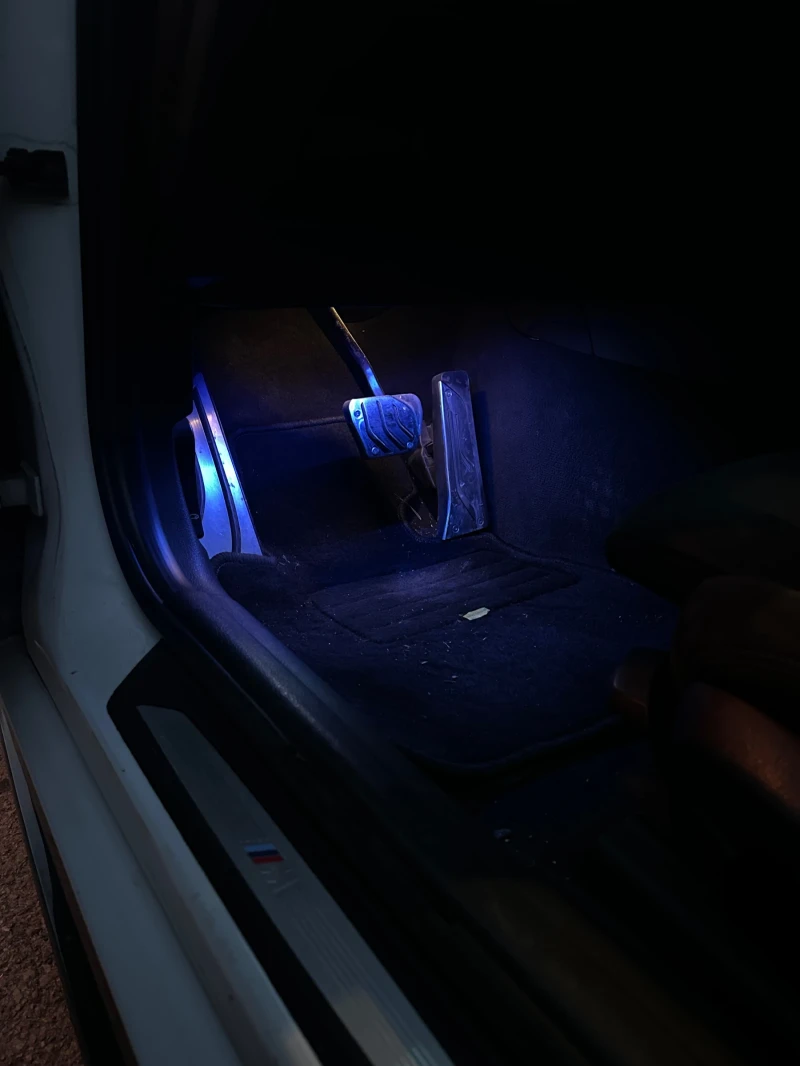 BMW 330 !!MPerformance ! ЗАДНО ! ZF8HP ! Франция !!!, снимка 6 - Автомобили и джипове - 52598051