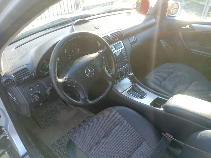 Mercedes-Benz C 320 CD?, снимка 5 - Автомобили и джипове - 53157072