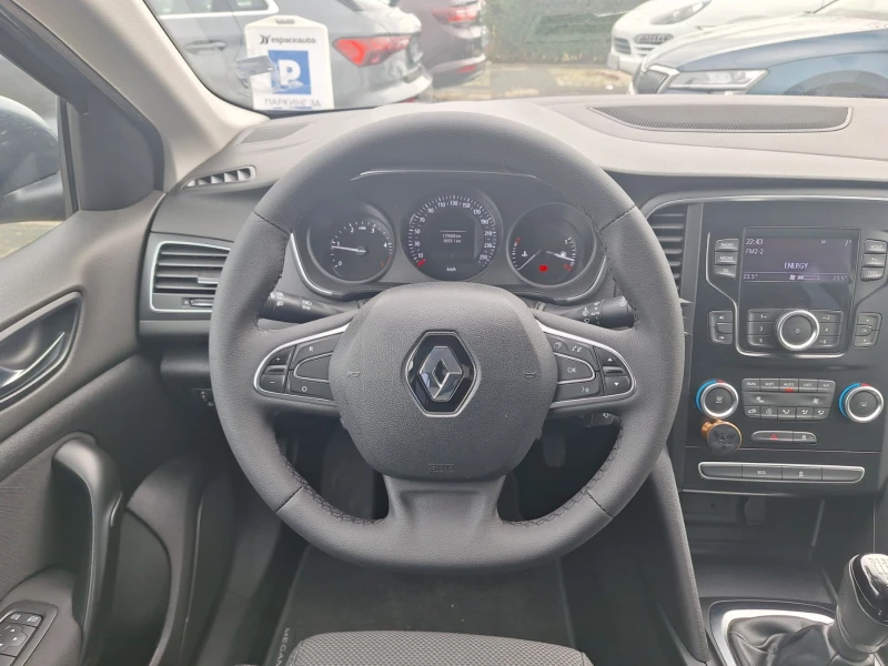 Renault Megane Sedan 1.5dCi 90к.с., снимка 9 - Автомобили и джипове - 53285385