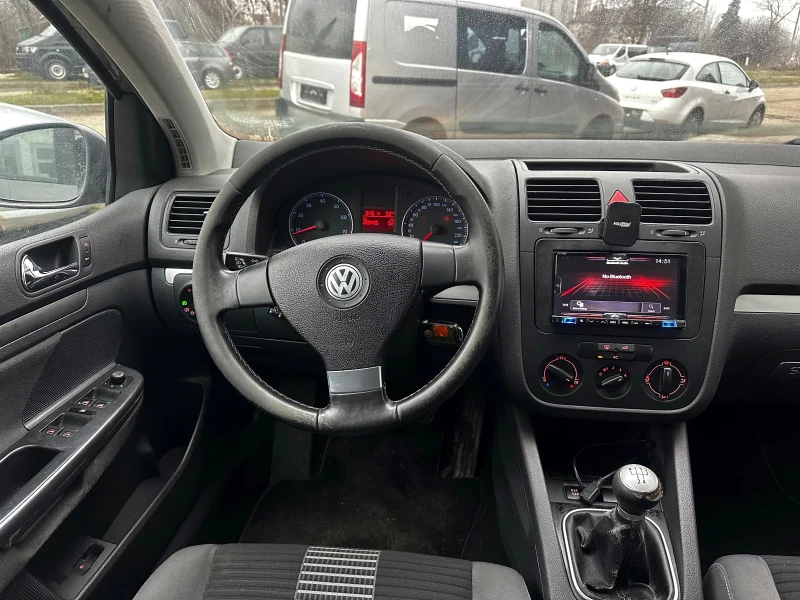 VW Golf 1.6i / КЛИМА / ГАЗ, снимка 7 - Автомобили и джипове - 53417635