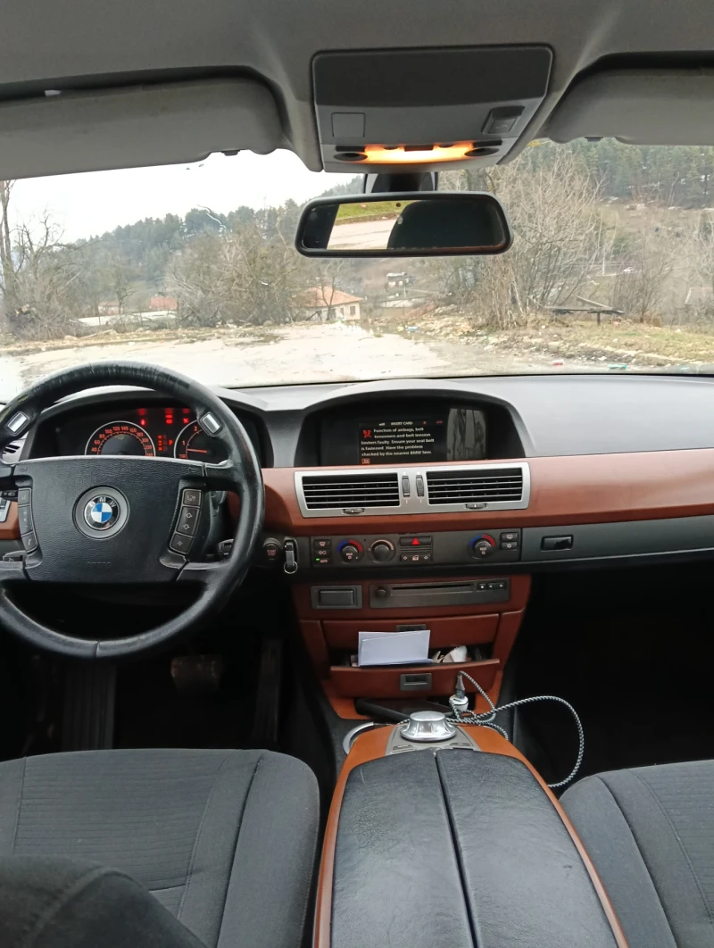 BMW 730 M57 2004г.   стегната и обслужена, снимка 11 - Автомобили и джипове - 53582234