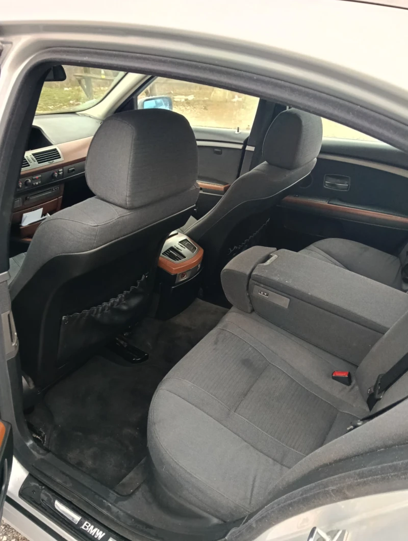 BMW 730 M57 2004г.   стегната и обслужена, снимка 10 - Автомобили и джипове - 53582234