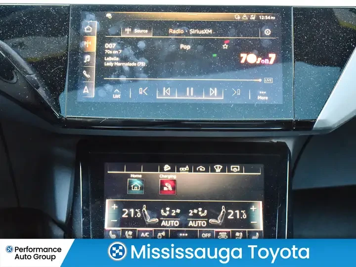 Audi E-Tron TECHNIK* QUATTRO* PANO* 360 CAM* ОБДУХ, снимка 10 - Автомобили и джипове - 53913466