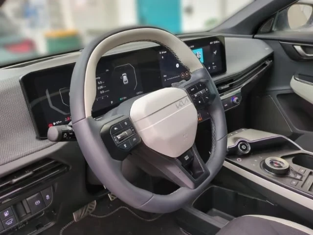 Kia EV6 GT-Line AWD FACELIFT 84kWh Warranty!, снимка 8 - Автомобили и джипове - 55715560