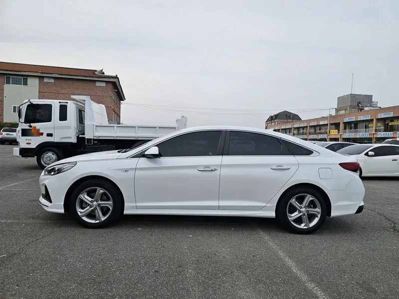 Hyundai Sonata 2.0 - САМО 30% АВАНС, снимка 2 - Автомобили и джипове - 55998012
