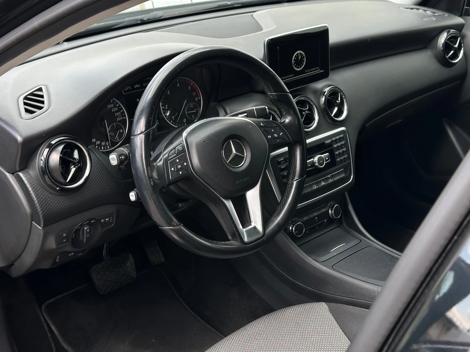 Mercedes-Benz A 180 2.2 CDI 7G Tronic - изображение 9