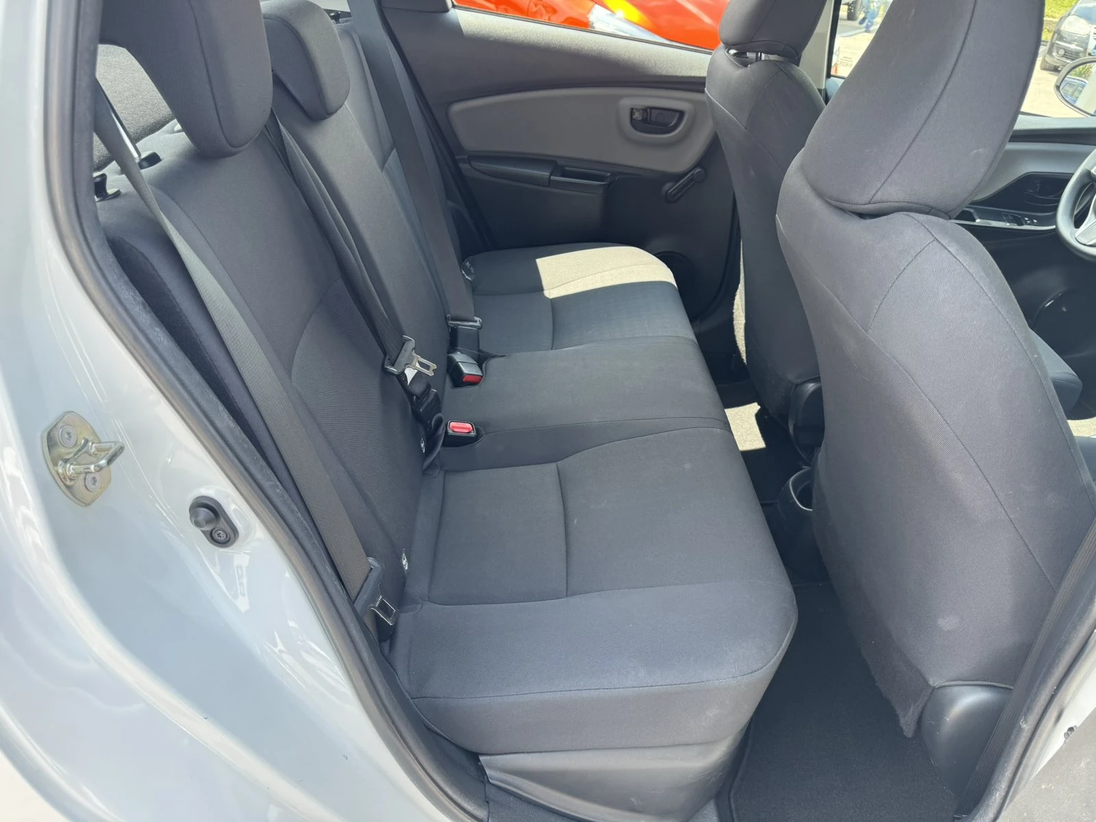 Toyota Yaris 1.5HYBRID - изображение 10