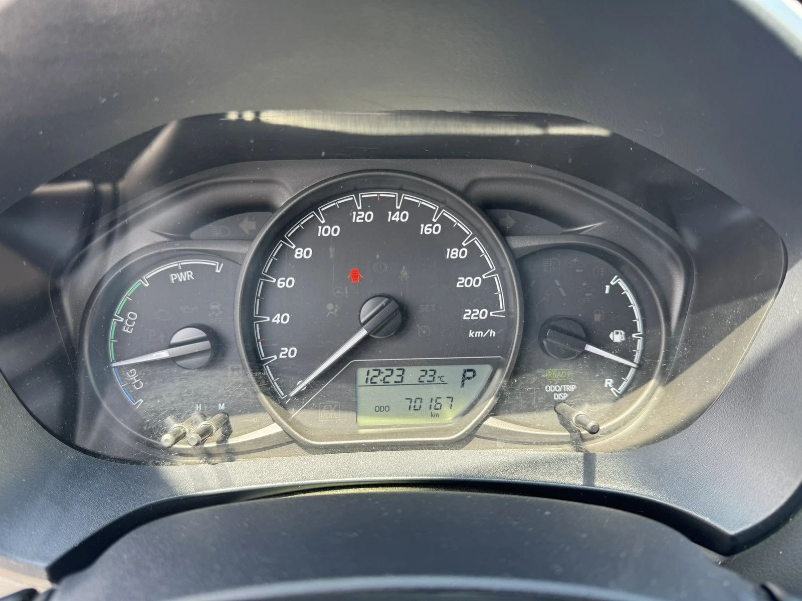 Toyota Yaris 1.5HYBRID | Mobile.bg   15